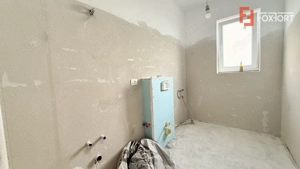 Duplex de vanzare, 3 camere + 2 bai - 96 mp - Mosnita Noua - imagine 15