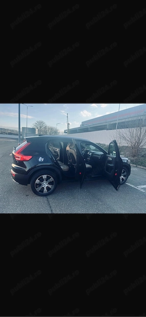 vand volvo xc40 2.0 diesel automat - imagine 3