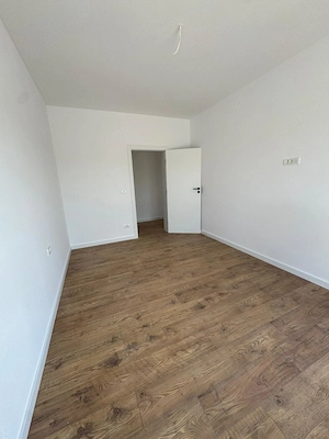 Apartament 2 camere Torontalului - imagine 8