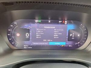 Volvo XC40 Plus Dark B3 AT7 FWD - imagine 10