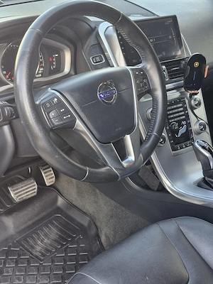 Vand Volvo XC60, 220CP, Full, an 2017, Euro 6, 16500 Euro Negociabil - imagine 8