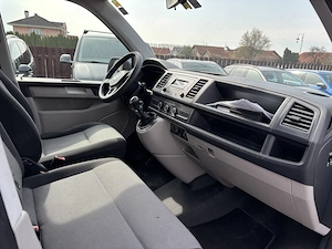 Volkswagen Transporter  9 locuri T6 Kombi 2.0 TDI - imagine 9