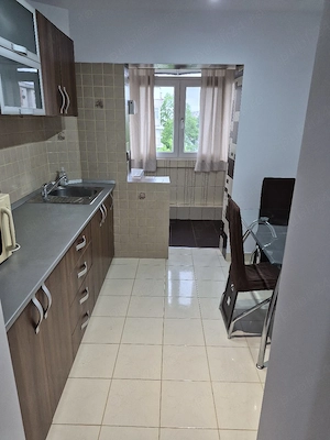 Apartament 2 camere zona 1 Mai - imagine 2