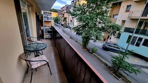 Închiriez apartament o camera cu parcare - imagine 9