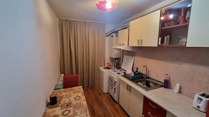 Închiriez apartament o camera cu parcare - imagine 7