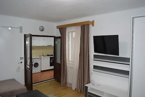 ValabiL!! CENTRALA PROPRIE imobil nou tip vila cu PARCARE - imagine 6