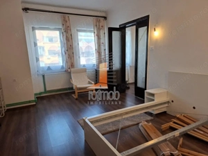 Apartament 3 camere in vila, etajul 1 S+P+1+M, zona Stefan cel Mare - imagine 2