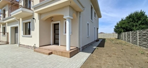 Casa individuala cu garaj in Dumbravita - imagine 3