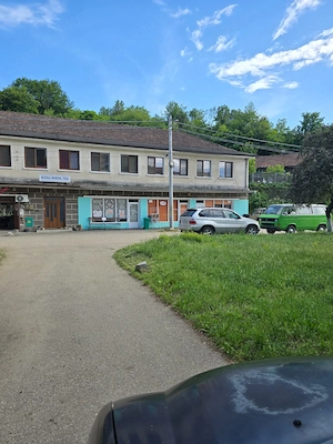 OCAZIE INVESTIȚIE! Apartament + Spațiu Comercial în Gura Barza, ultracentral lângă Muzeul Mineralia