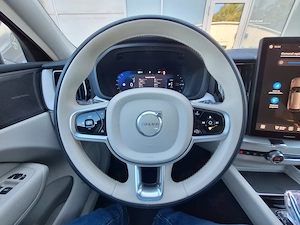 Volvo XC60 Plus Dark T6 eAWD 8AT - imagine 8