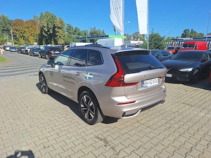 Volvo XC60 Plus Dark T6 eAWD 8AT - imagine 6