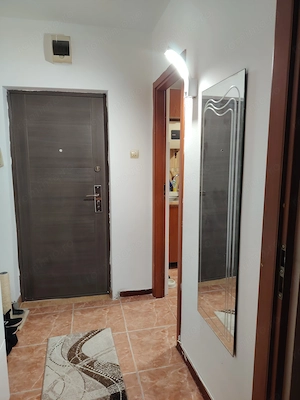 Vând apartament 4 camere parter  - imagine 4
