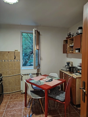 Vând apartament 4 camere parter  - imagine 2