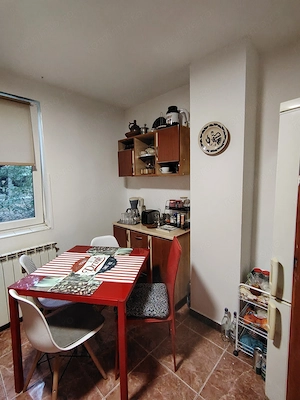 Vând apartament 4 camere parter  - imagine 5