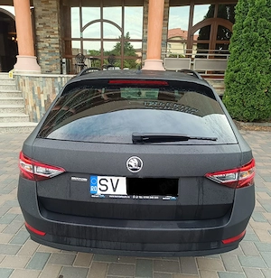  Skoda Superb An 2017   Motor 1.6 diesel   Euro 6  Vopsea RAPTOR Cutie automata DSG - imagine 6