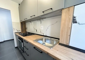 De vanzare apartament 2 camere in Sacele renovat complet et intermediar - imagine 5