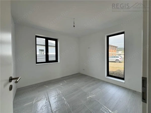 Casa noua de vanzare | 3 dormitoare | curte | parter - imagine 12