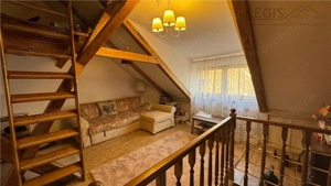 Proprietate rara in Schei penthouse pe doua niveluri - imagine 17