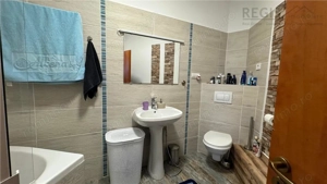 Proprietate rara in Schei penthouse pe doua niveluri - imagine 6