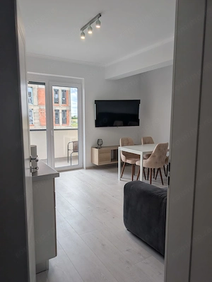 Bloc nou. Zona Braytim-Musicescu. 2 Camere. Prima inchiriere. - imagine 2