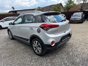 Hyundai I20 Active - An 10.2017 - Motor 1.0Benzina 101cp - AC - Navigatie - imagine 11
