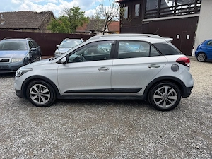 Hyundai I20 Active - An 10.2017 - Motor 1.0Benzina 101cp - AC - Navigatie - imagine 9