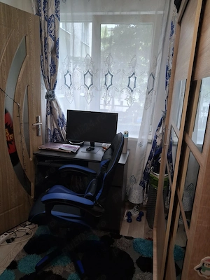 Vand apartament 2 camere - imagine 5