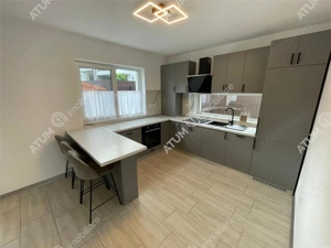 Casa cu 4 camere decomandate si curte libera 180 mp in Selimbar - imagine 9