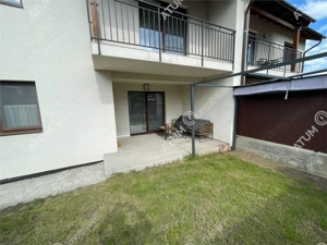 Casa cu 4 camere decomandate si curte libera 180 mp in Selimbar - imagine 19