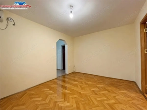 Apartament 4 camere de vanzare zona Alunisului -Tulcea - imagine 3