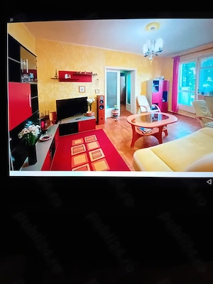 Vând apartament 2 camere, sos.Giurgiului, lângă cimitirul evreiesc