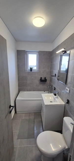 Inchiriez Apartament 2 Camere Decomandat Direct Propietar-Sector 4 - imagine 9