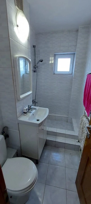 Apartament cu 4 camere  - imagine 2