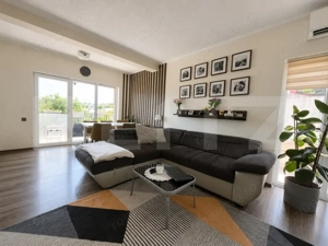 Apartament 2 camere, terasa, garaj, Zona Teilor