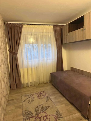 Apartament 3 camere  de vânzare  - imagine 8