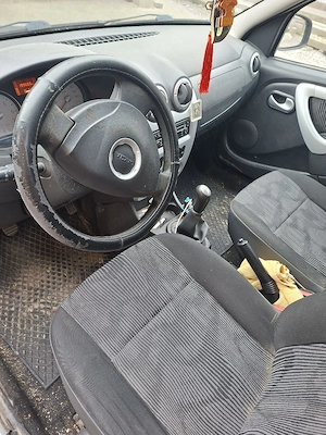 Vând Dacia Logand, an 2010, in stare buna de functionare  - imagine 3