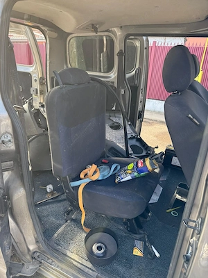 Nissan NV200 (pentru dezmembrari - se vinde asa cum e - intreg) - imagine 5