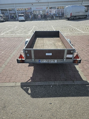 remorcă (inclusiv RAR)