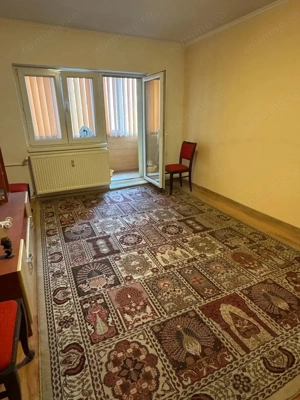 Vand apartament 3 camere, Zona Soarelui, Mobilat si Utilat, Garaj in baterie - imagine 2