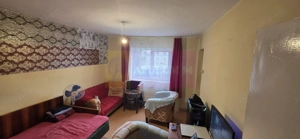 Garsoniera cu birou si balcon de vanzare in Campina