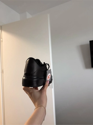 Pantofi negri sport