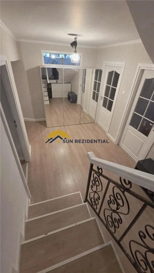Apartament cochet, in vila, 6 camere cu scara interioara, la cheie