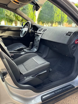 Volvo V50 2007 2.0 diesel 140 cai 6+1 viteze stare buna  - imagine 5