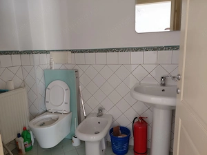 Ofer spatiu de birou 30 mp cu baie in Piata Unirii la 2 minute de Tribunalul Timisoara - imagine 4