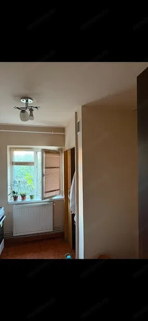 C.Aradului 3 camere et 3 cu 2 bai CENTRALA PROPRIE spatios 65 mp utili - imagine 4