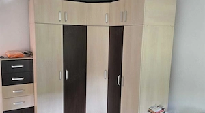 3 camere zona Favorit-Gh.Lazar parter cu balcon 70 mp zona linistita CENTRALA PROPRIE - imagine 4