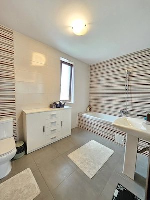Oferta vanzare parte din triplex in Zavoi, Stefanesti, mobilata si utilata, 178000 EURO - imagine 11