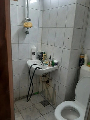 Garsonieră 20000euro str Ecaterina Teodoroiu Câmpina,20 mp - imagine 4