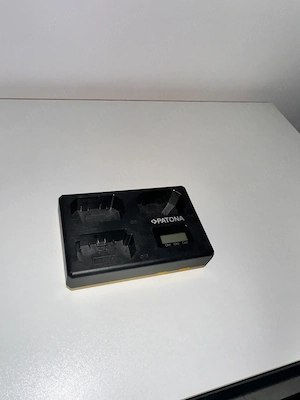 Incarcator Patona USB triplu NP-FZ100 cu ecran LCD 