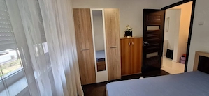 Drumul Taberei,la 2 statii de Plaza,2 cam,et p 10,complet mobilat si utilat modern ! - imagine 7
